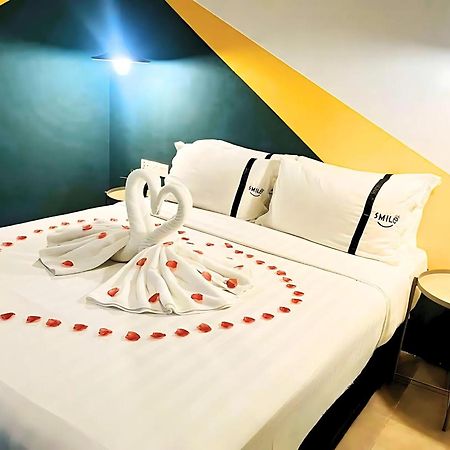 Smile Hotel Cheras Sri Permaisuri Куала Лумпур Екстериор снимка